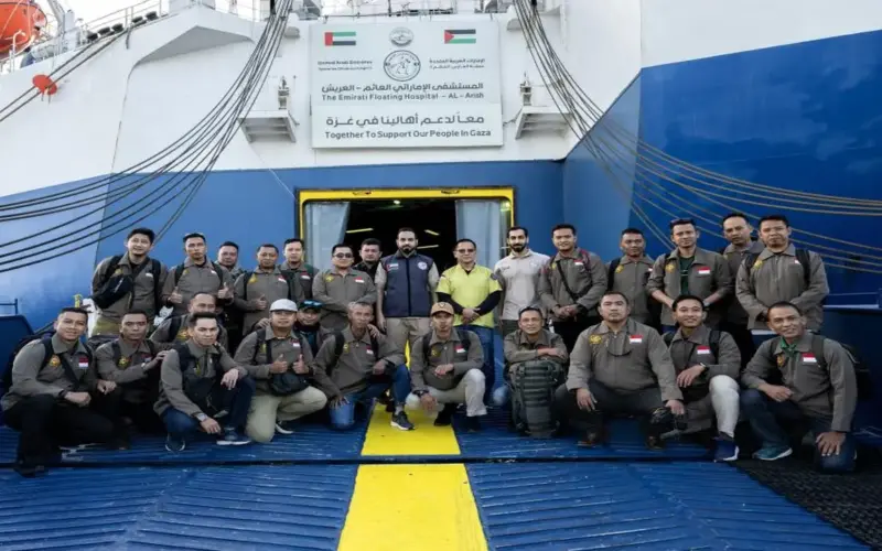 وصول طاقم طبي إندونيسي إلى المستشفى العائم بالعريش